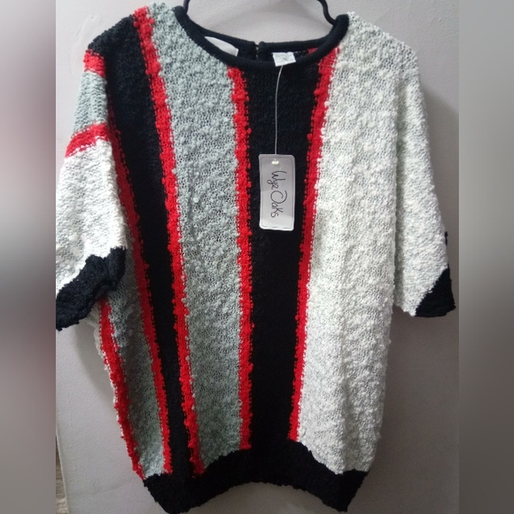 Wye Oaks Sweaters - Vintage 1970's, Wye Oaks, Women's, Sweater, Size 24W/44, Color Black, Red